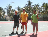 ./photos/pv_mar2009/tennis_in_pv_mexico.jpg